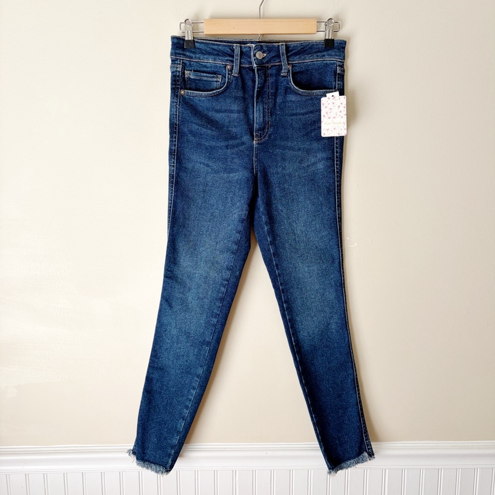Free People | High Rise Jeggings Jeans Raw Frayed Hem Deep Indigo Size 28 NWT - Picture 2 of 8